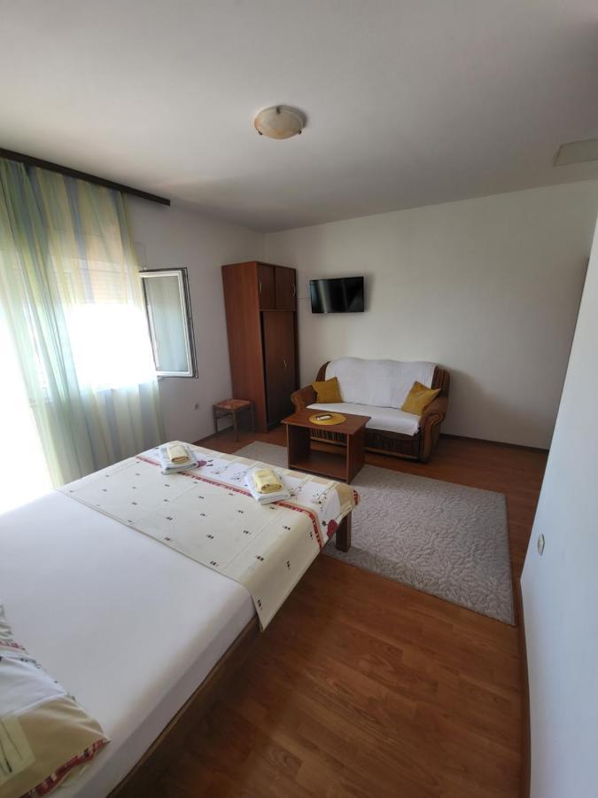 Apartmani Udovicic تروغير المظهر الخارجي الصورة